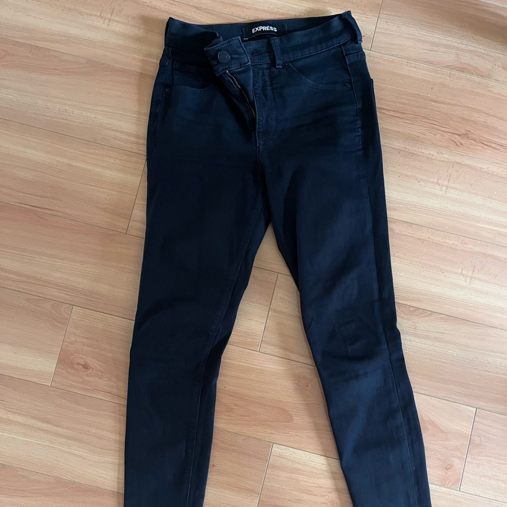 Express Black High Rise Skinny Jean
